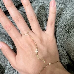 14k gold and diamonds hand chain